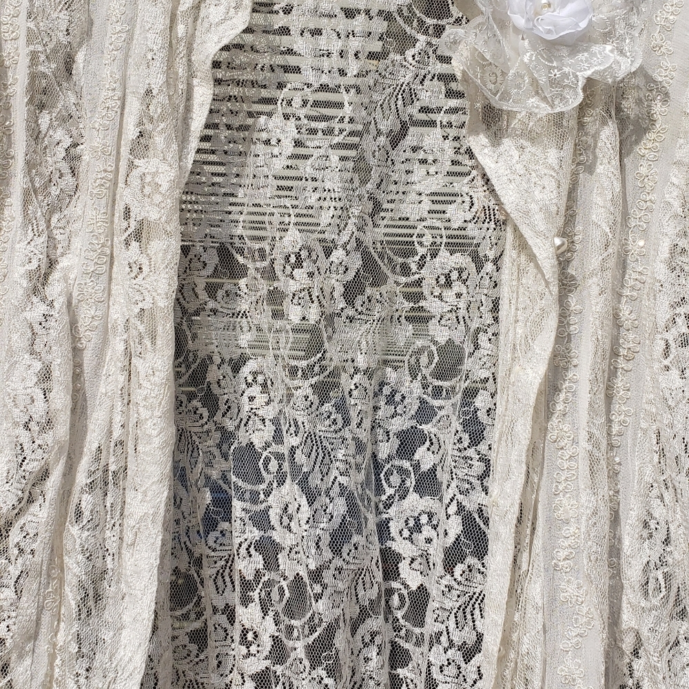 White lace top